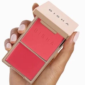 BISHA Essential Duo Blush in Bahamas (Peachy coral) NWT